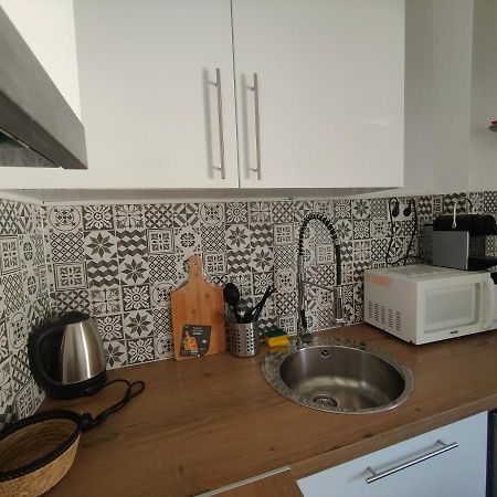 Les Lofts De Provins: Apt 1 Esterno foto